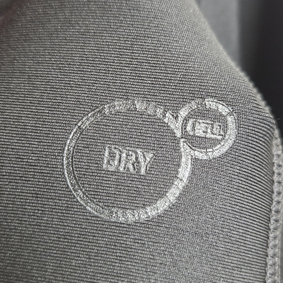 Puma Size M Black and Graphic CooperColor-Dry CellTechnology Women's Leggings - Picture 8 of 10